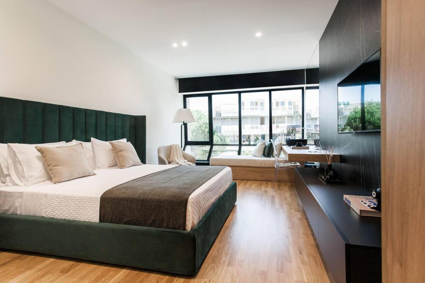 2 Sidebyside Suites In Athens Riviera By The Olon Екстериор снимка